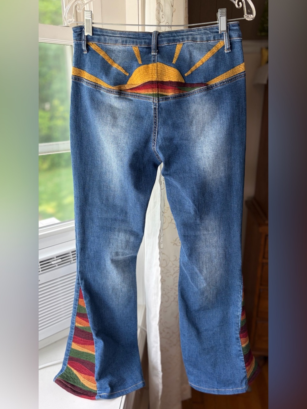Wisteria Lane Flare Embroidered Jeans Boho Festival Hippie Chick Retro Look Sz L